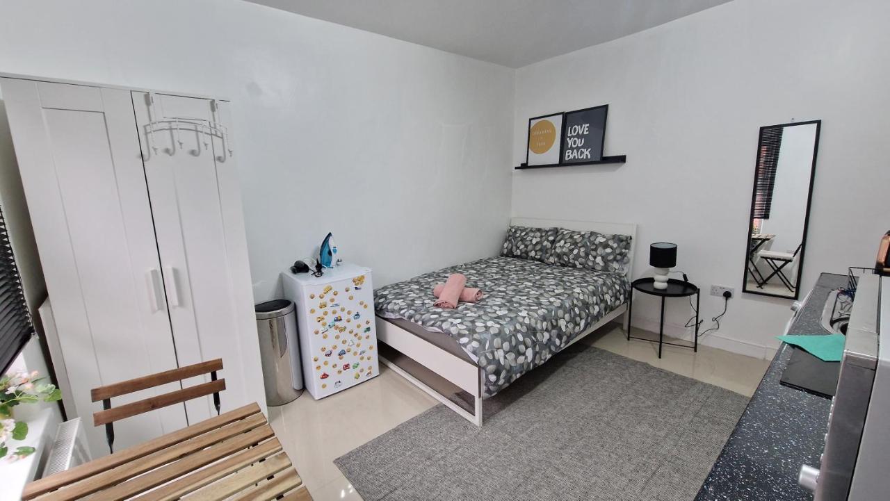 Small Cozy Studio Zone 1 Londres Exterior foto